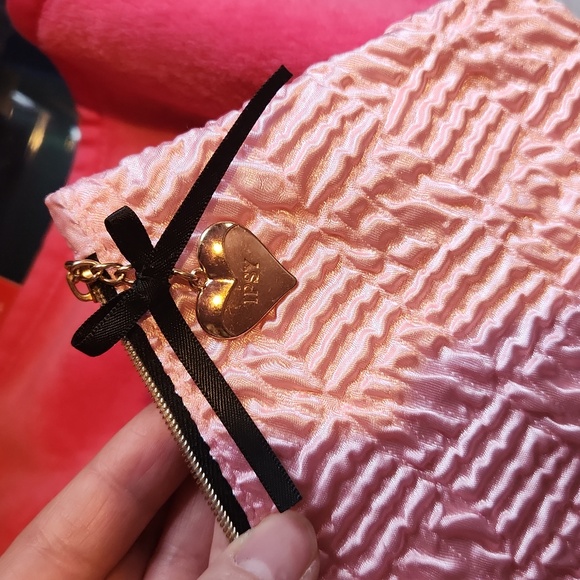 Elegant Pink Satin Makeup Bag - Picture 4 of 4